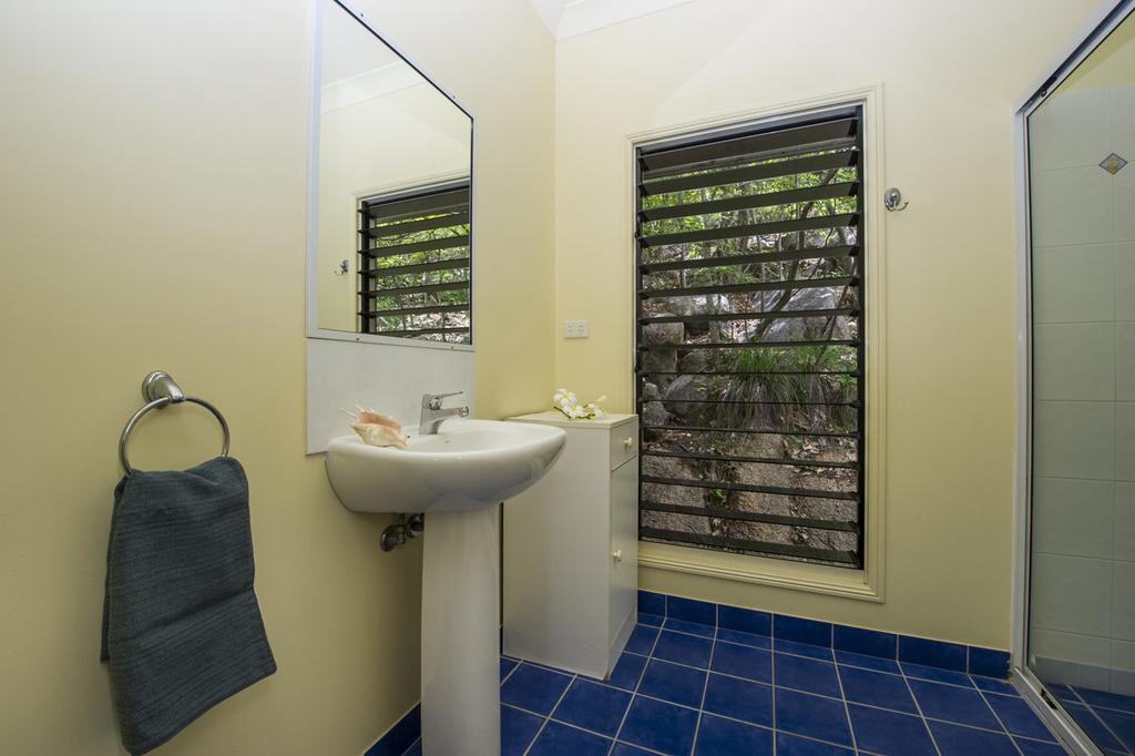 Manyana, 3 Opalia Court Villa Nelly Bay Luaran gambar